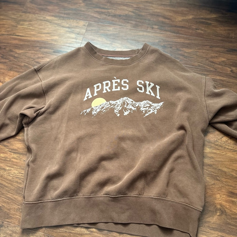 American Eagle Crewneck
